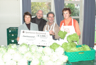 scheckubergabe dortmunder tafel